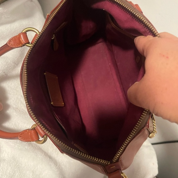 Coach Brown and Tan Signature Satchel - Picture 4 of 8